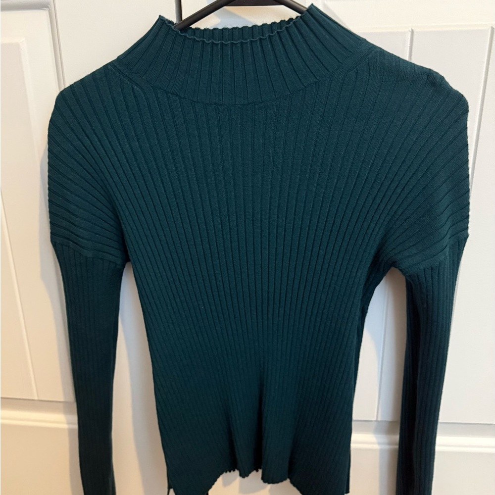 Banana Republic Mock Sweater S
